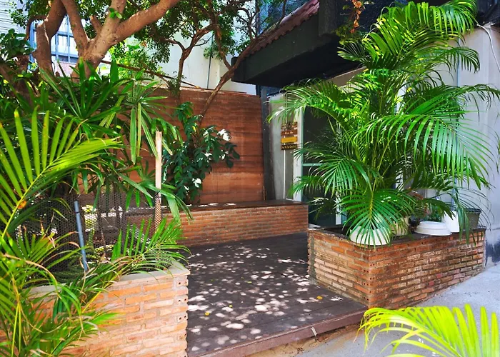 Homey And Cafe By Hematoa 4*